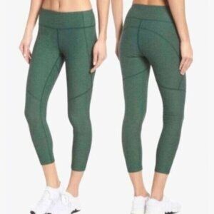 Outdoor Voices | Green Warm Up Cropped Leggings Size XS